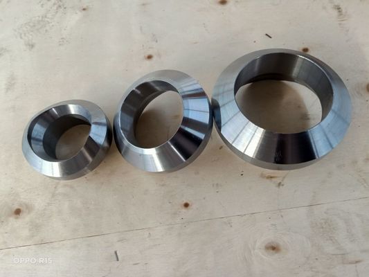 Сталь углерода выковала штуцеры ASME B16.11 3000# продело нитку штуцер выкованный SS